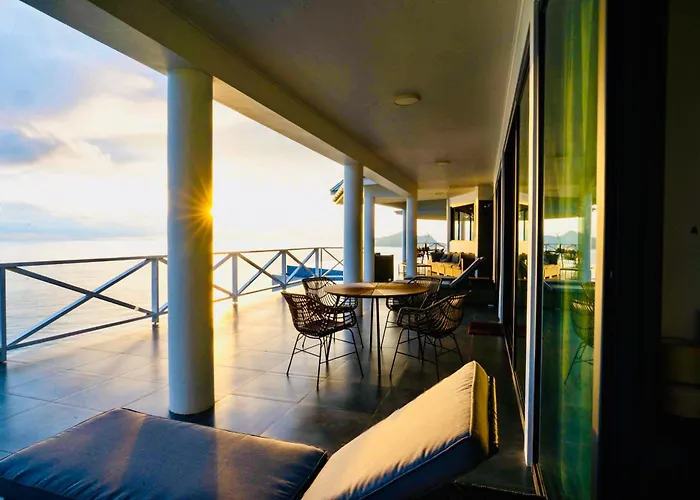 Club Tropicana Carana With Infinity Pool Apartment Machabee